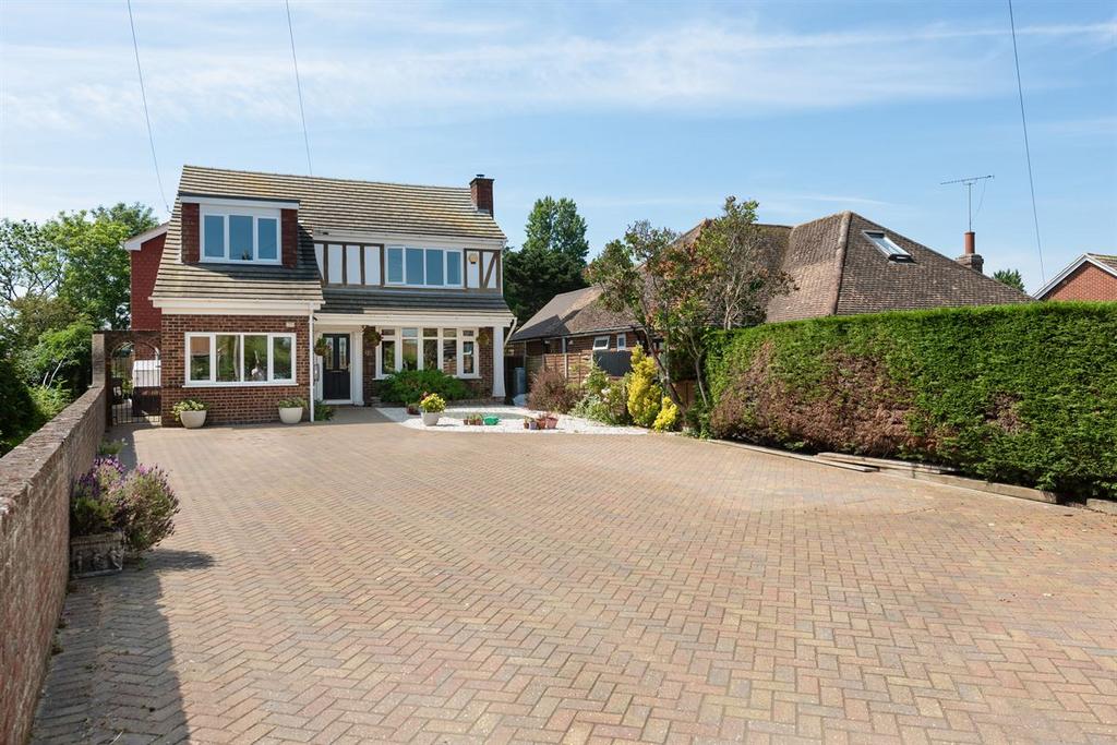 Plantation Road, Chestfield, Whitstable 4 bed detached house for sale