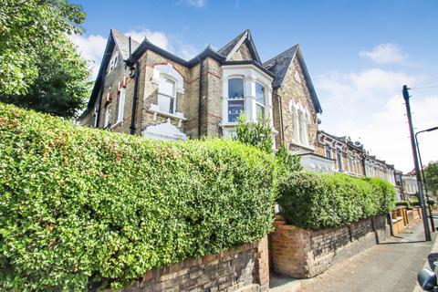 1 bedroom ground floor flat for sale - Mornington Road, Leytonstone, London, E11 3BG