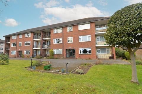 2 bedroom apartment for sale, Spencer Court, Spencer Road, New Milton, Hampshire, BH25