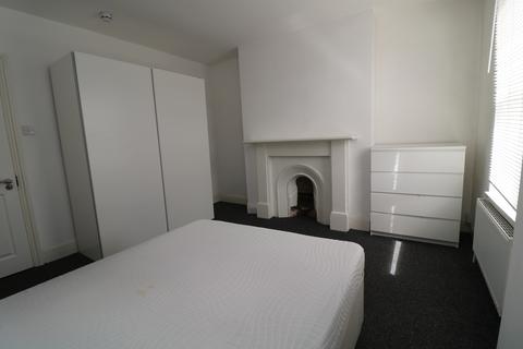 5 bedroom house share to rent - Holland Road, Maidstone