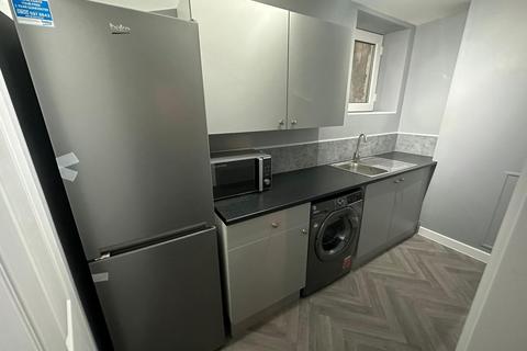 5 bedroom house share to rent, Holland Road, Maidstone