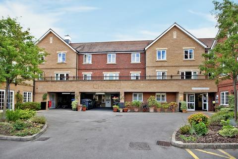 2 bedroom apartment for sale, Chantry Court, Westbury