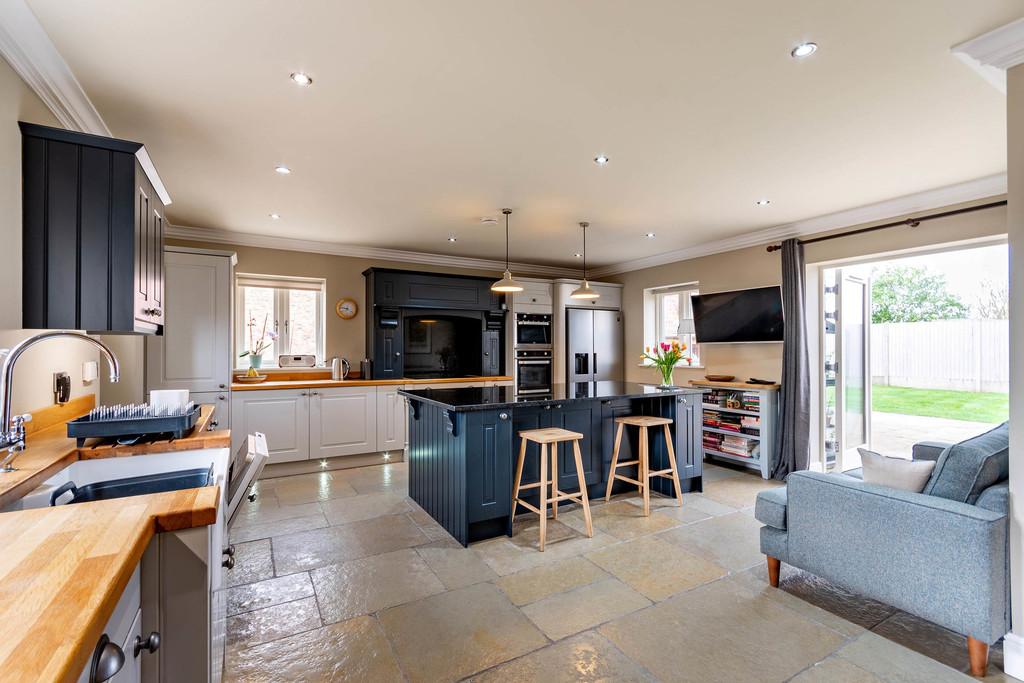 Low Street, East Drayton, Retford 5 bed detached house for sale £625,000