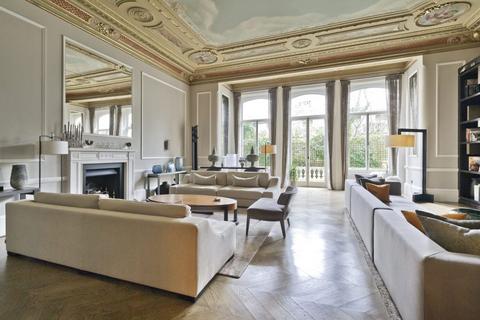 5 bedroom apartment to rent, Palace Gate, Kensington, W8