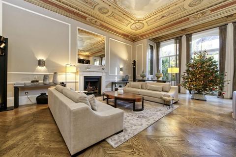 5 bedroom apartment to rent, Palace Gate, Kensington, W8