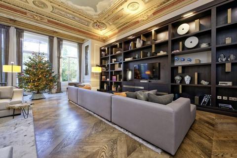 5 bedroom apartment to rent, Palace Gate, Kensington, W8