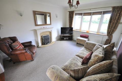 2 Grampian Way, Thorne, Doncaster, DN8 5YL