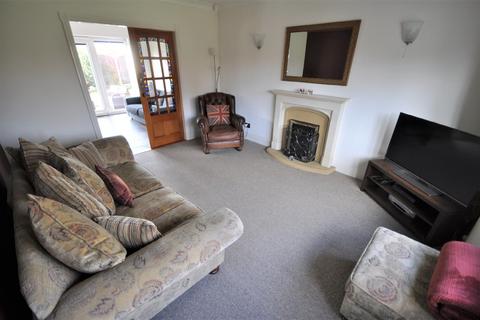 2 Grampian Way, Thorne, Doncaster, DN8 5YL