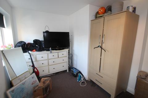 1 bedroom flat to rent - Boundary Road, Romford, Essex, RM1