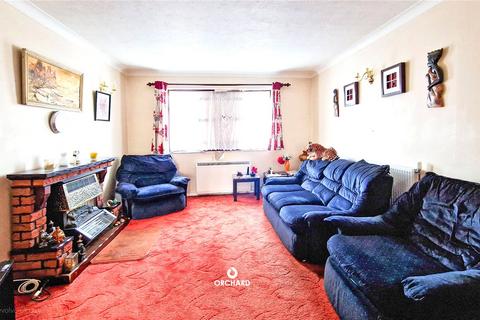 3 bedroom semi-detached house for sale - Lawrence Drive, Ickenham, UB10