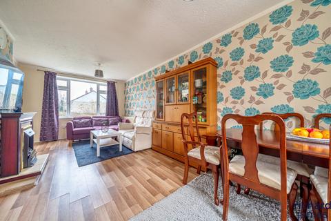2 bedroom end of terrace house for sale - Oaksey Road, Penhill, Swindon, SN2