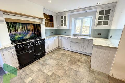 69 Blacksnape Road, Hoddlesden, Darwen, BB3 3PN