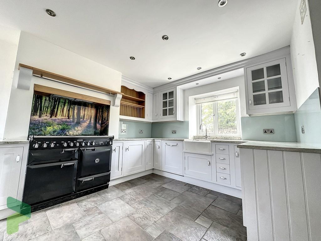 Fitted dining kitchen