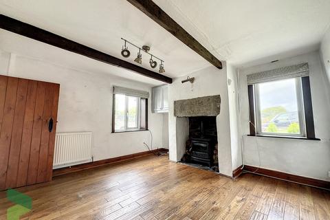 69 Blacksnape Road, Hoddlesden, Darwen, BB3 3PN