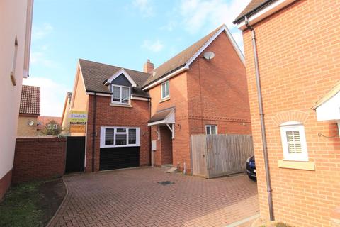 4 bedroom detached house for sale - Yew Tree Close, Potton