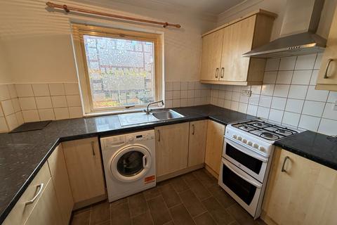 2 bedroom flat to rent, Moir Crescent, Musselburgh, EH21