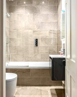 Flat 2, 15 Hampton Road, Twickenham, TW2 5QE