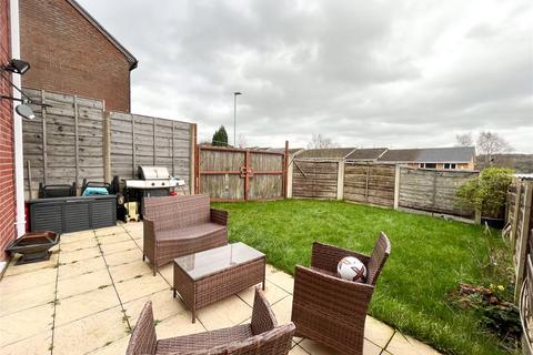 3 bedroom townhouse for sale, Cambridge Street, Stalybridge, Greater Manchester, SK15