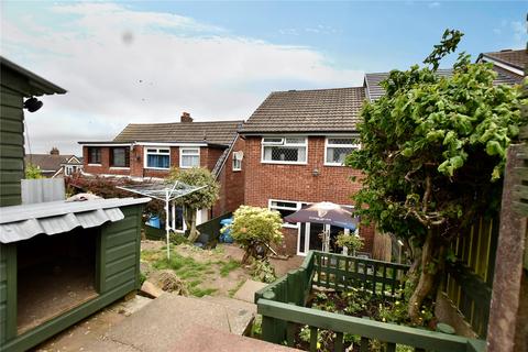 5 Dalehead Drive, Shaw, Oldham, OL2 8JT
