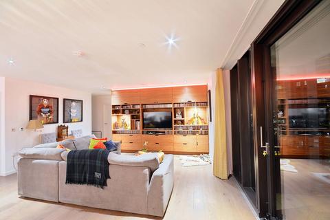 3 bedroom flat to rent - St Gabriel Walk, Elephant and Castle, SE1