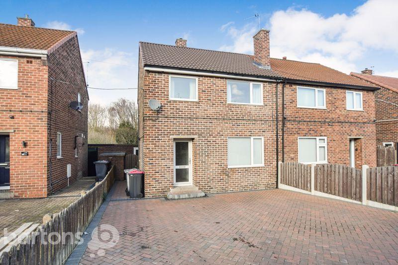 Treetown Crescent, TREETON 3 bed semidetached house £150,000