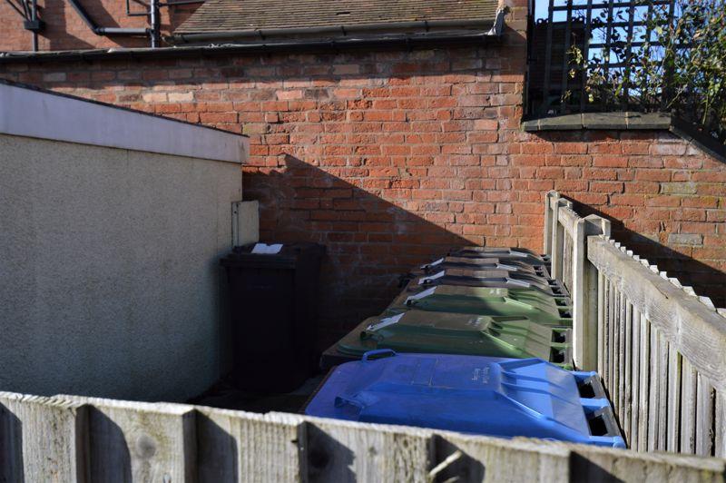 Bin enclosure