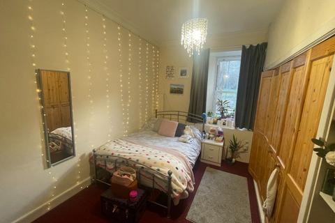 undefined, Queen Street, Stirling Town, Stirling, FK8