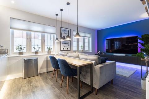 2, Tilney House Tilney Drive, Horsham, RH12 1GS