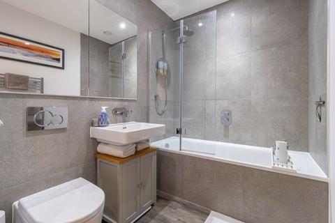 2, Tilney House Tilney Drive, Horsham, RH12 1GS