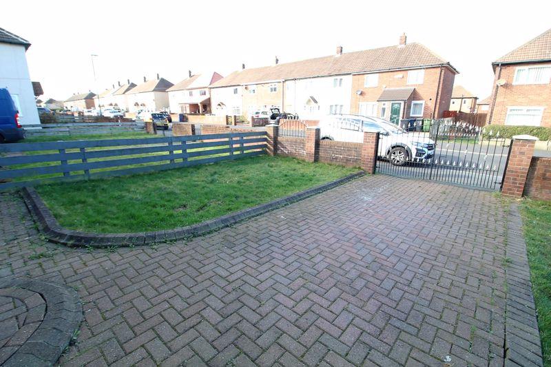 Hexham Avenue, Hebburn 3 bed terraced house £125,000