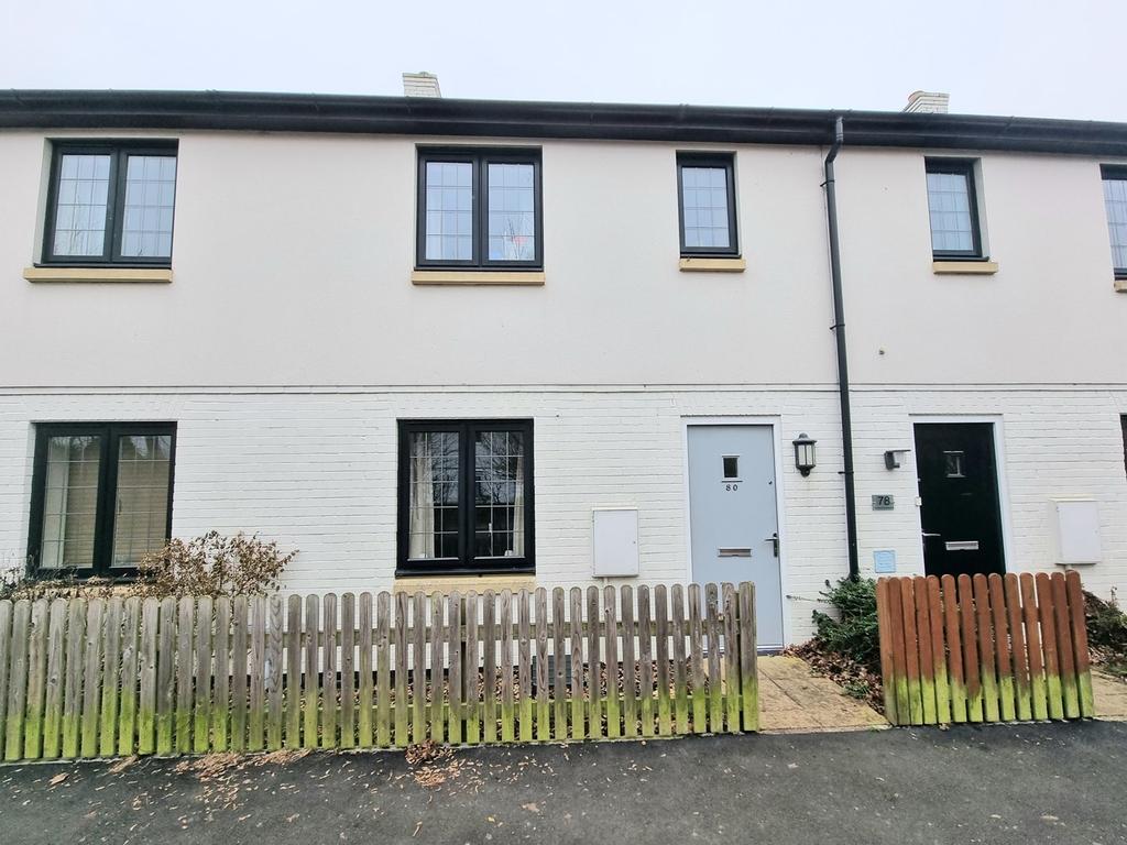 Chestnut Avenue, Silsoe, Bedfordshire, MK45 3 bed terraced house for