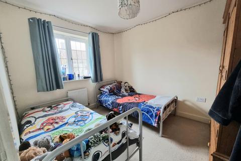 3 bedroom terraced house for sale - Chestnut Avenue, Silsoe, Bedfordshire, MK45