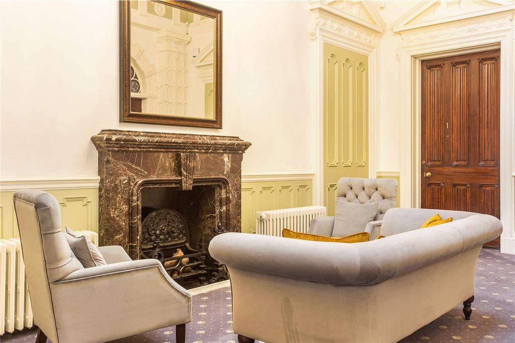 Communal Lounge