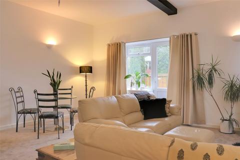2 bedroom apartment for sale, The Old Cleve Stables, Mantle Street, Wellington, Somerset, TA21