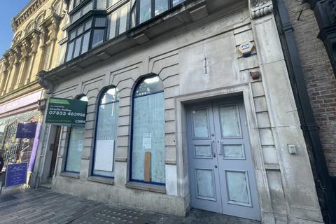 Shop to rent - High Street, Maidstone, Kent, ME14 1HT