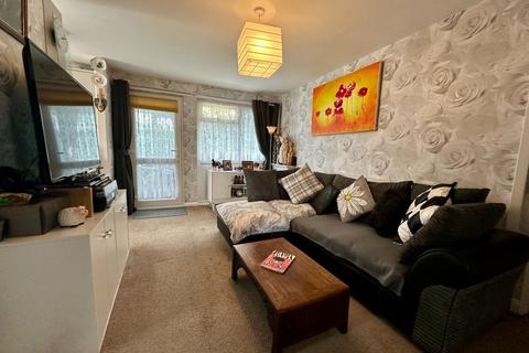 36 Glan Y Mor, Fairbourne, LL38 2BX