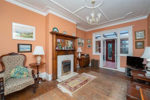 76 Leyborne Avenue, London, W13 9RA