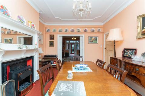 76 Leyborne Avenue, London, W13 9RA
