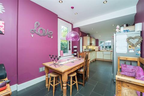 67 Elers Road, London, W13 9QB