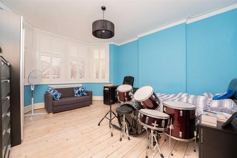 67 Elers Road, London, W13 9QB