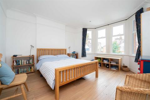 70 Elers Road, London, W13 9QD