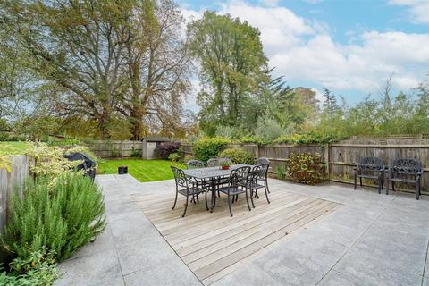 70 Elers Road, London, W13 9QD
