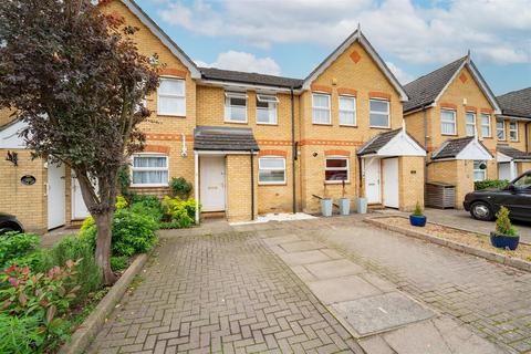 5 Mallard Close, London, W7 2PX