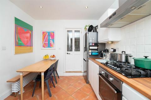 Flat 1, 24 Green Lane, London, W7 2PB