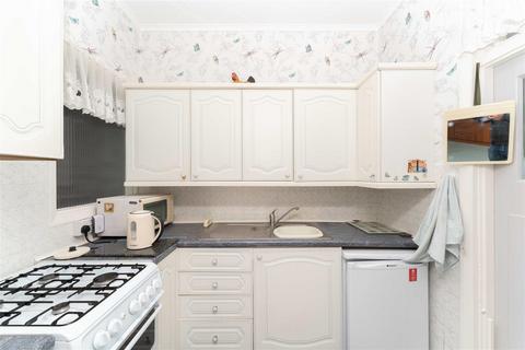93 Grosvenor Road, London, W7 1HR