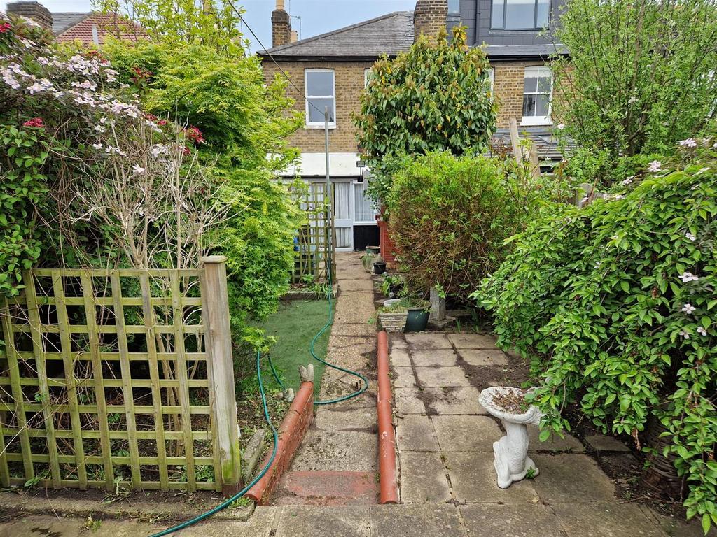 93 Grosvenor Rear.jpg