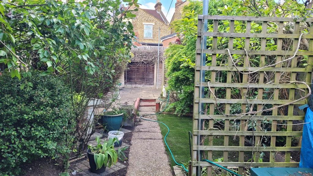 93 Grosvenor new garden.jpg