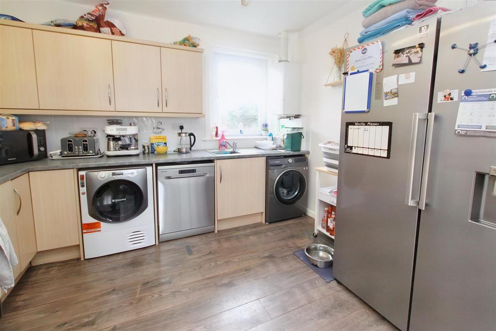 Mooreland Gardens, Addiewell, West Calder 4 bed property for sale £89,995