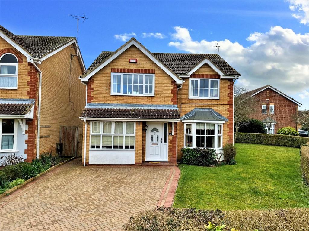 Park Farm, Ashford 4 bed detached house for sale £500,000