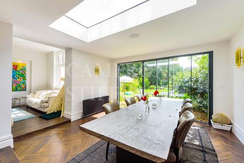 14 Aylestone Avenue, London, NW6 7AA